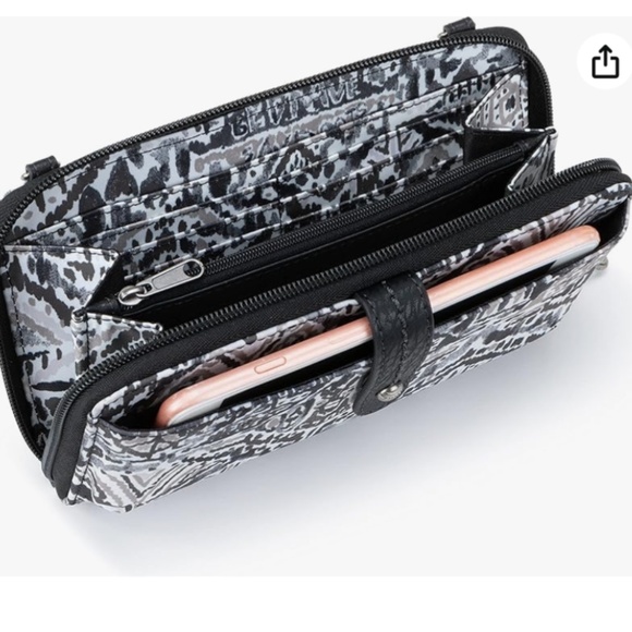 Sakroots Smartphone Crossbody Wristlet Wallet in Jet Brave Beauti - Picture 6 of 8